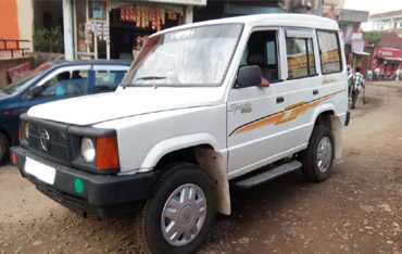 tata sumo car rental